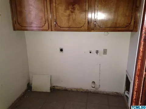 393 S Evans Rd, Tipton, CA 93272 photo 7