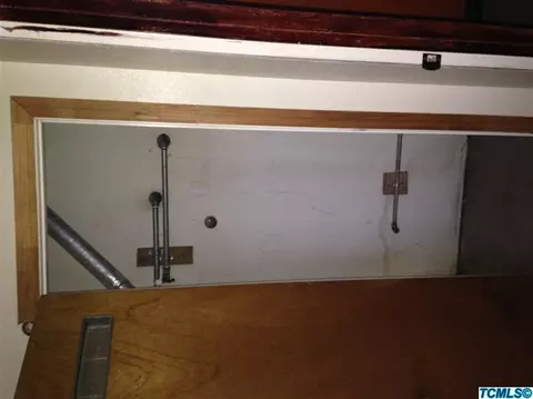 393 S Evans Rd, Tipton, CA 93272 photo 6