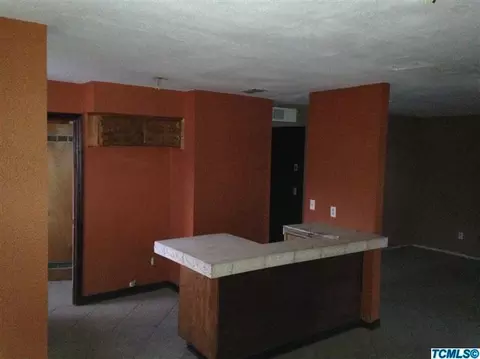 393 S Evans Rd, Tipton, CA 93272 photo 4