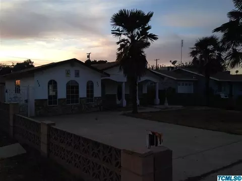393 S Evans Rd, Tipton, CA 93272 photo 2