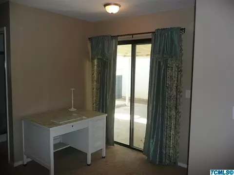 1617 E Vassar Dr, Visalia, CA 93292 photo 10