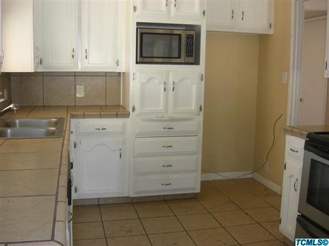 909 E Myrtle Ave, Visalia, CA 93292 photo 9