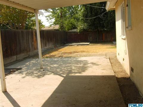 909 E Myrtle Ave, Visalia, CA 93292 photo 14
