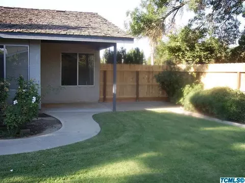 4635 W Iris Ave, Visalia, CA 93277 photo 6