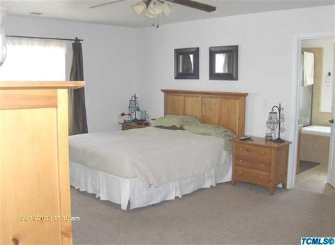 33467 Bronco Ln, Squaw Valley, CA 93675 photo 8