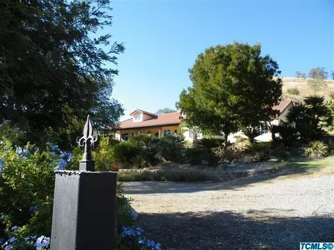 41784 Quail Run Dr, Three Rivers, CA 93271 photo 3