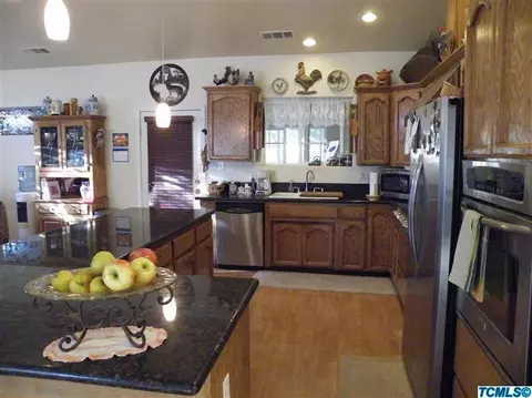 41784 Quail Run Dr, Three Rivers, CA 93271 photo 8