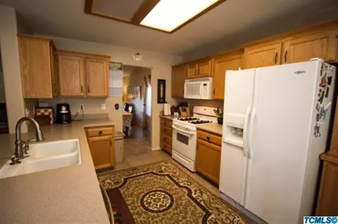 1092 E Northridge Dr, Dinuba, CA 93618 photo 9