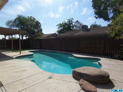 1933 E Copper Ave, Visalia, CA 93292 photo 14