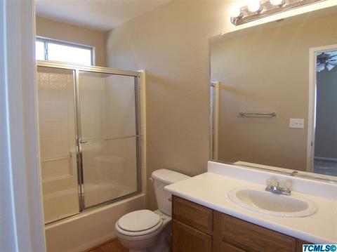 1933 E Copper Ave, Visalia, CA 93292 photo 10