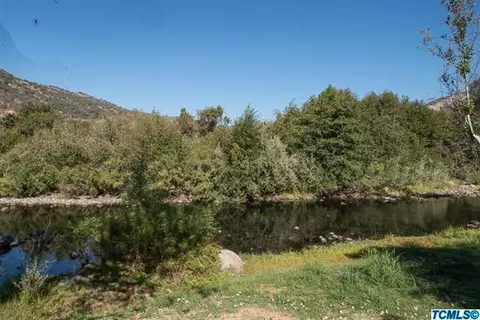42251 Sierra Dr, Three Rivers, CA 93271 photo 13