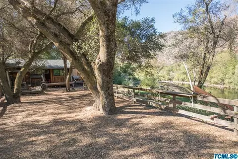 42251 Sierra Dr, Three Rivers, CA 93271 photo 14