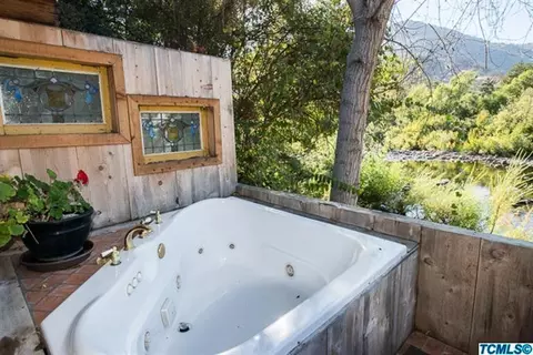 42251 Sierra Dr, Three Rivers, CA 93271 photo 8