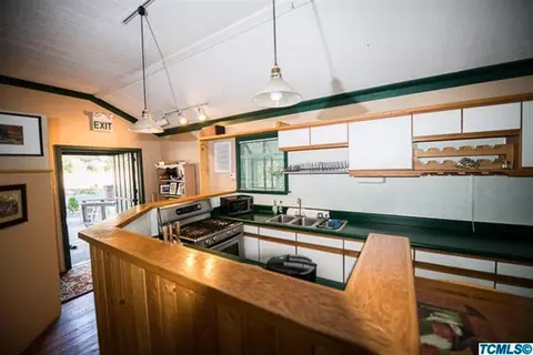 42251 Sierra Dr, Three Rivers, CA 93271 photo 3
