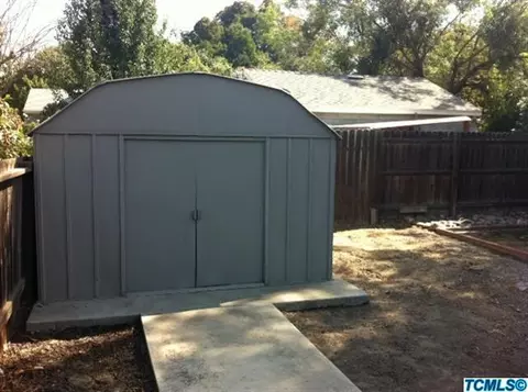 2413 E Westcott Ave, Visalia, CA 93292 photo 21