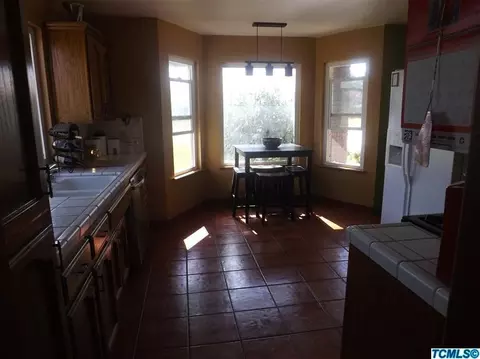 30623 Hamilton Dr, Exeter, CA 93221 photo 13