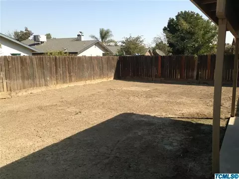 870 Pasteur St, Hanford, CA 93230 photo 9