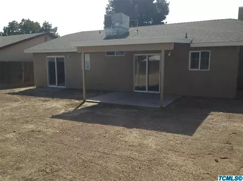 870 Pasteur St, Hanford, CA 93230 photo 8