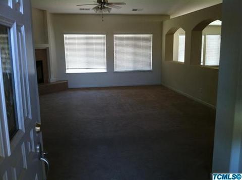 144 Asilomar Dr, Madera, CA 93637 photo 3