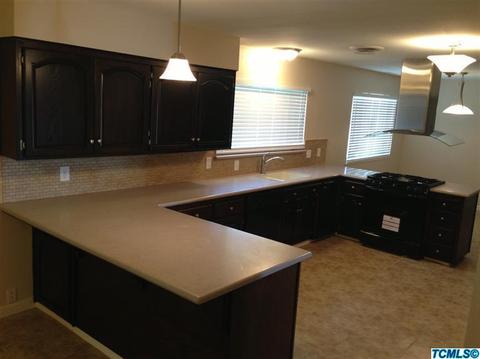 1744 County Ctr, Visalia, CA 93277 photo 4