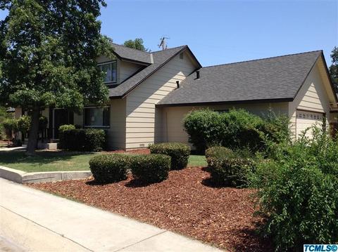 1744 County Ctr, Visalia, CA 93277 photo 2