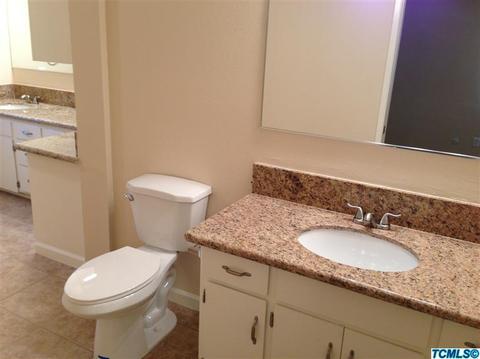 1744 County Ctr, Visalia, CA 93277 photo 15