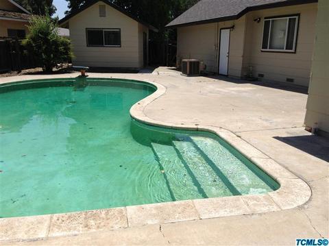 1744 County Ctr, Visalia, CA 93277 photo 16