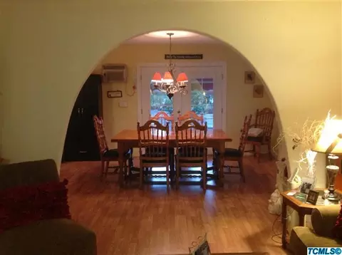 875 W D St, Lemoore, CA 93245 photo 12
