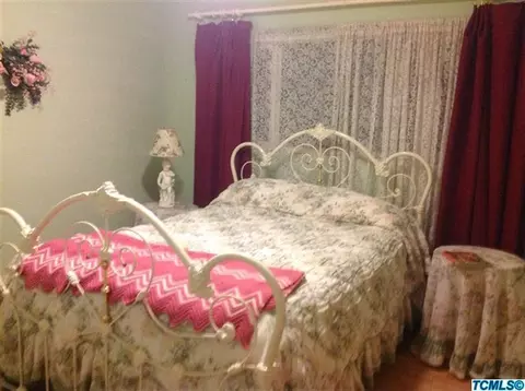 875 W D St, Lemoore, CA 93245 photo 21