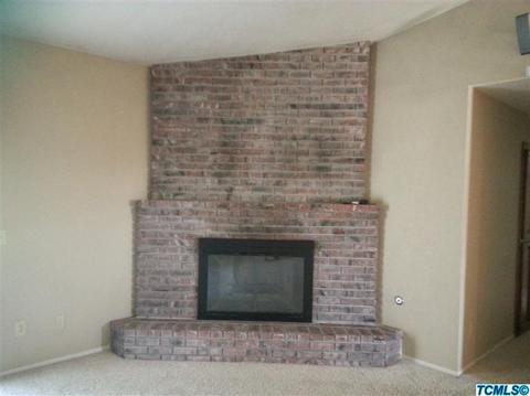 597 Vine St, Exeter, CA 93221 photo 6
