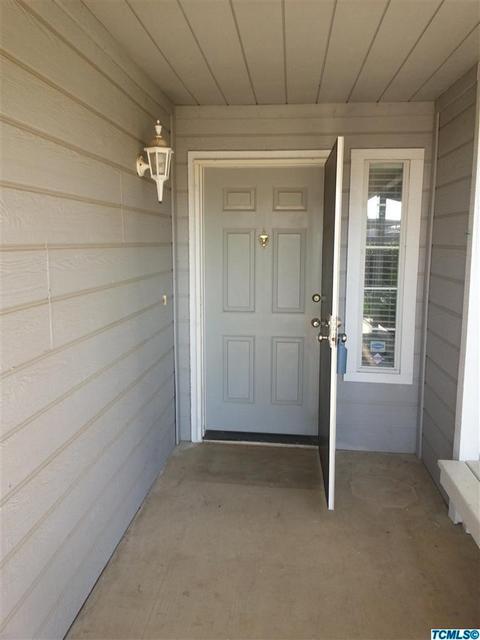 597 Vine St, Exeter, CA 93221 photo 4