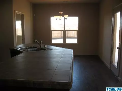 542 Self Ct, Exeter, CA 93221 photo 14