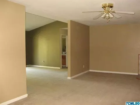 4620 E Nebraska Ave, Selma, CA 93662 photo 15