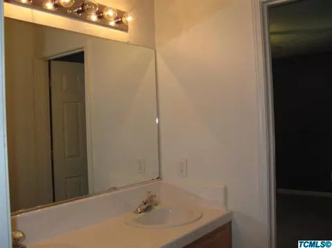 4620 E Nebraska Ave, Selma, CA 93662 photo 8