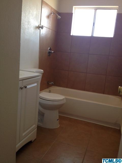 1010 Ellsworth Ave, Pixley, CA 93256 photo 7