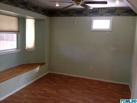 525 Davis St, Exeter, CA 93221 photo 9