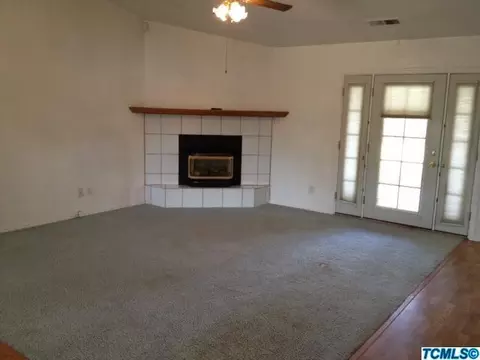 525 Davis St, Exeter, CA 93221 photo 5