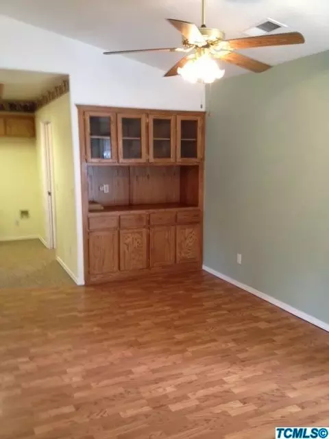 525 Davis St, Exeter, CA 93221 photo 6