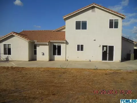 1124 Marks Ct, Dinuba, CA 93618 photo 2