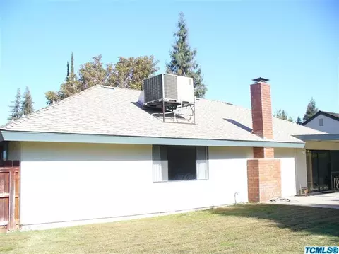 2401 E Hillcrest Ct, Visalia, CA 93292 photo 15