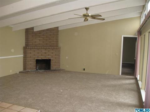 1116 E Howard Ct, Visalia, CA 93292 photo 4