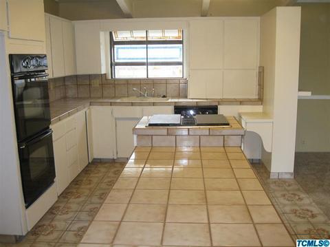1116 E Howard Ct, Visalia, CA 93292 photo 6