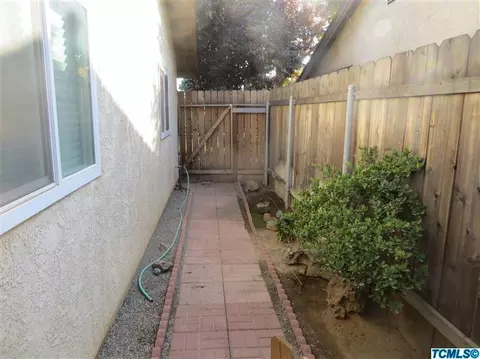 1651 E Millard Way, Dinuba, CA 93618 photo 16