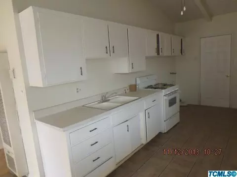 203 E Laurel, Visalia, CA 93292 photo 3