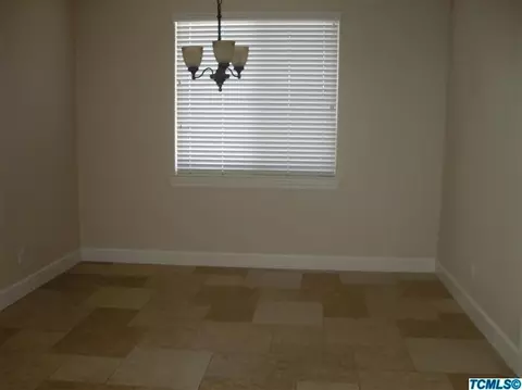 1783 Greene St, Dinuba, CA 93618 photo 5