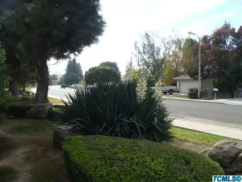 611 N Quince Ave, Exeter, CA 93221 photo 4