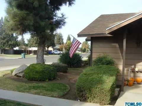 611 N Quince Ave, Exeter, CA 93221 photo 3