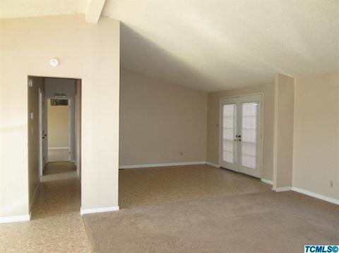 4744 Elkhorn Ave, Selma, CA 93662 photo 5