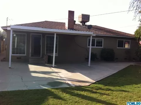 1010 E Myrtle Ave, Visalia, CA 93292 photo 6