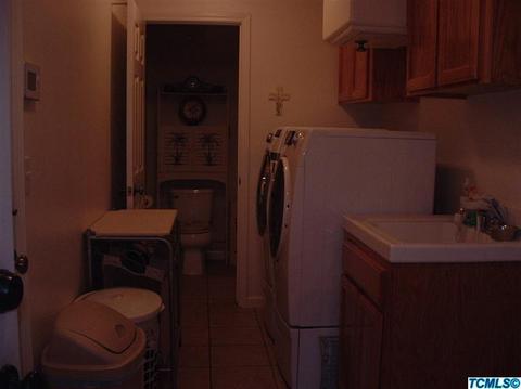 449 Millbrook St, Hanford, CA 93230 photo 12